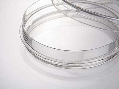 The gear ring design facilities easy gripping during use, thus reducing the risk of contamination